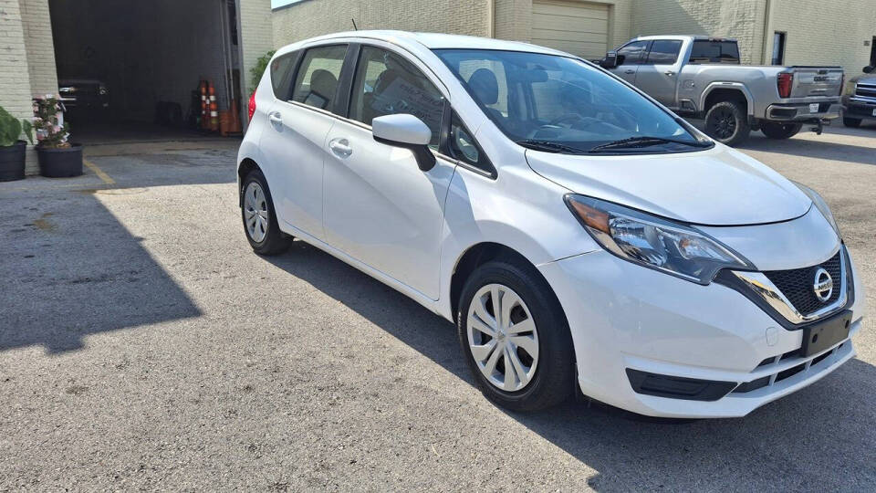 nissan versa note 2018 3N1CE2CP7JL351837 image nissan versa note 2018 3N1CE2CP7JL351837 image